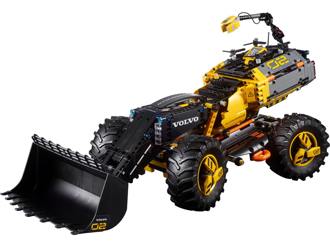 LEGO Technic Volvo Concept Wheel Loader set 42081, a conceptual autonomous construction machine. Image © LEGO.