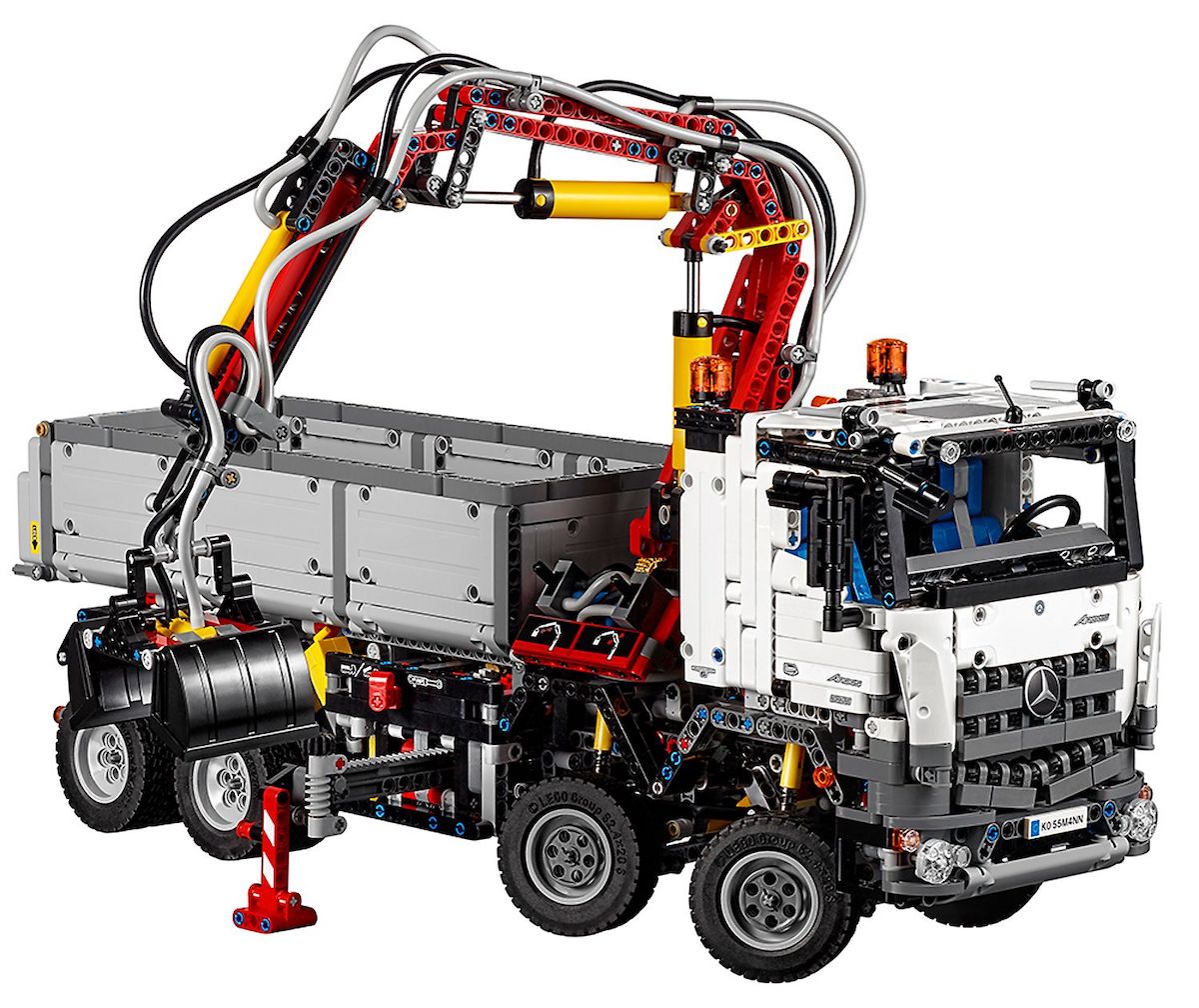 The LEGO Technic Mercedes-Benz Arocs 3245 set 42043, not our usual kind of Mercedes licenced LEGO set but pretty awesome with almost 3000 pieces. Image © LEGO Group.