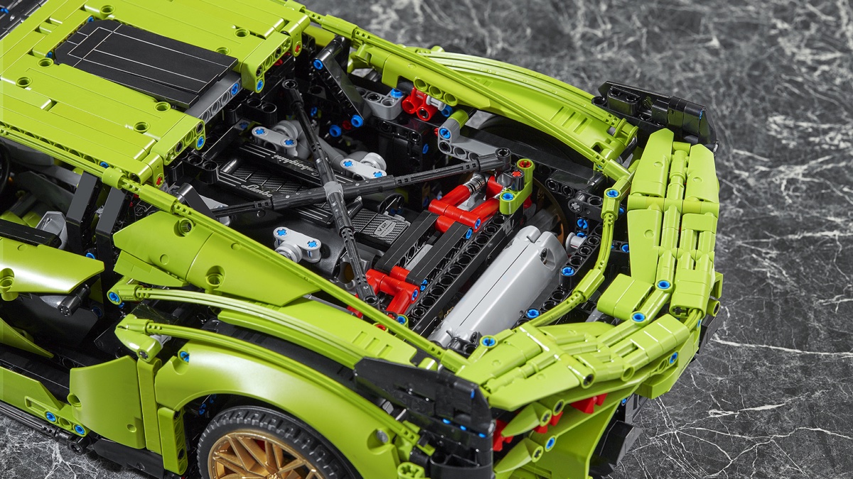 Cross bracing in the rear engine bay (openable) over the top of the Lamborghini V12 at the heart of the Sián. We can also see the inboard suspension behind the enginer - this looks like a fun build.