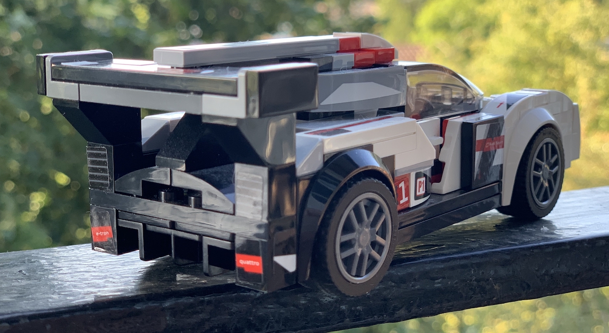 The back of the LEGO Speed Champions Audi R18 e-tron has good detailing, with the rear wing supported by slopes and a complex diffuser underneath the car. The number of stickers on this model make it easy for a few being crooked to ruin the look.