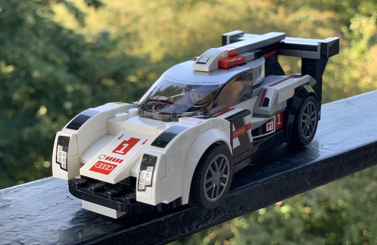 The LEGO Speed Champions Audi R18 e-tron quattro, set 75872 in Audi Sport livery.