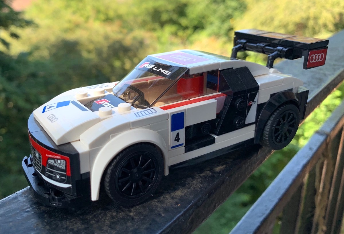 The side blades of the Audi R8 are an iconic feature and LEGO even managed to get studs on them, along with the stickered details behind. The race number stickers could have a sponsor or something to be more interesting though.